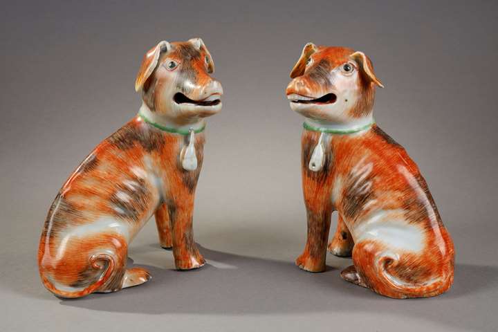 Pair of European dogs chinese export - Qianlong period
